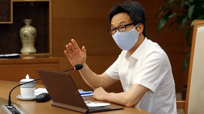 Deputy Prime Minister Vu Duc Dam speaks at the meeting. (Photo: VGP)