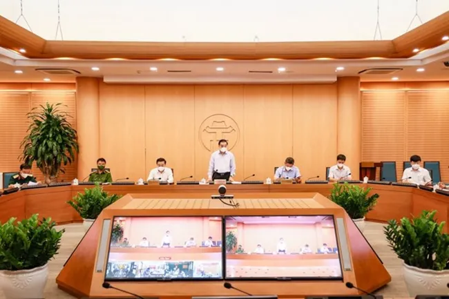 Chairman of the Hanoi People’s Committee Chu Ngoc Anh speaks at the event