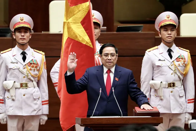 PM Pham Minh Chinh takes oath at the event. (Photo: VGP)