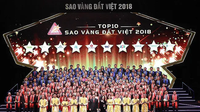 Best Vietnamese firms honoured with Vietnam Gold Star Award 2018
