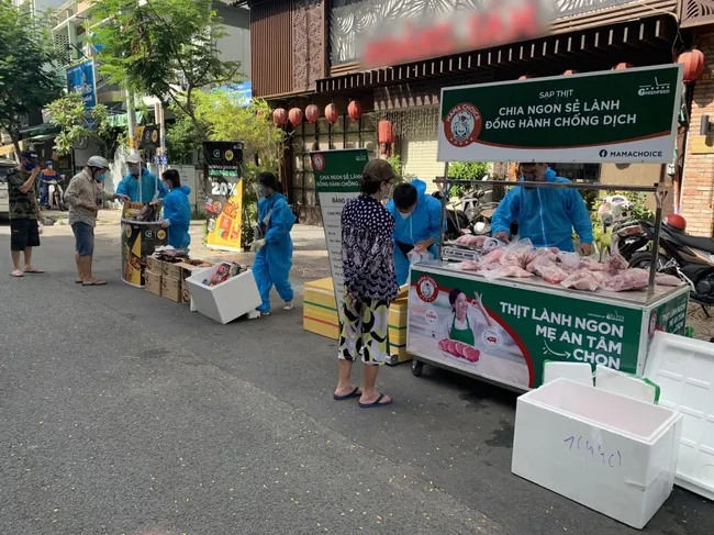 The GREENFEED Mobile Sale Points in Ho Chi Minh City.