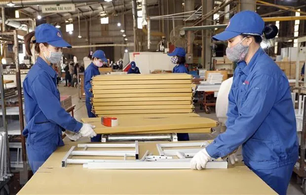 The July index of industrial production grew by only 1.8 percent month on month and 2.2 percent year on year (Photo: VNA)