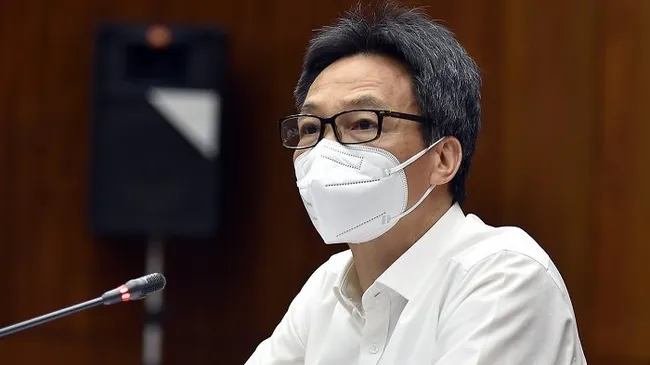 Deputy Prime Minister Vu Duc Dam speaks at the teleconference. (Photo: VGP)