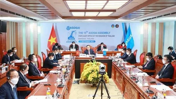 Vietnamese Auditor General and ASOSAI Chair for 2018 - 2021 Tran Sy Thanh presides over the online opening ceremony of the 15th ASOSAI Assembly. (Photo: VNA)