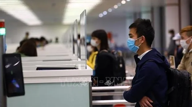 Passengers at Noi Bai international airport (Photo: VNA)