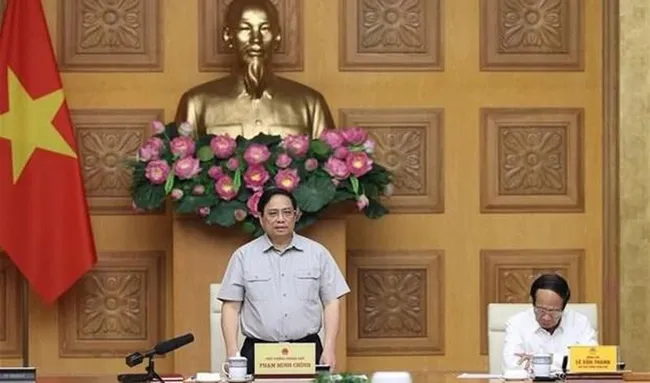 PM Pham Minh Chinh speaks at the urgent meeting on September 27 (Photo: VNA)