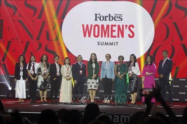New Zealand's Prime Minister Jacinda Ardern and delegates at the event (Photo: VNA)