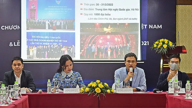 The press briefing on the congress of the Association of Young Vietnamese Entrepreneurs