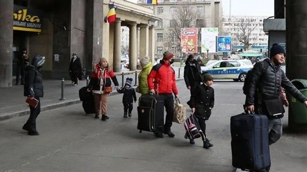 The Gara de Nord railway station in Bucharest, Romania, has seen the arrival of many people evacuating from Ukraine. (Photo: VNA)
