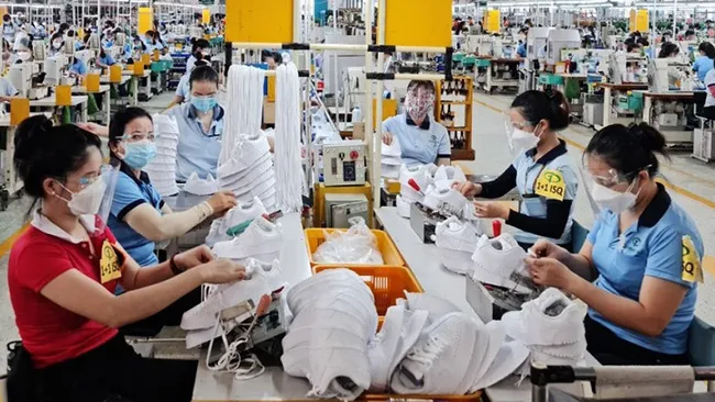 Workers at an industrial park in Dong Nai Province. (Photo: Thien Vuong)
