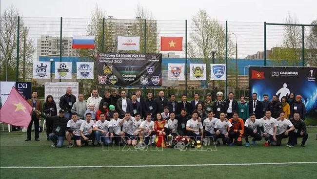 At the opening ceremony of the tournament (Photo: VNA)