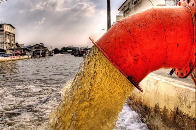 Domestic wastewater is a serious source of ocean pollution. (Photo: MONGABAY)