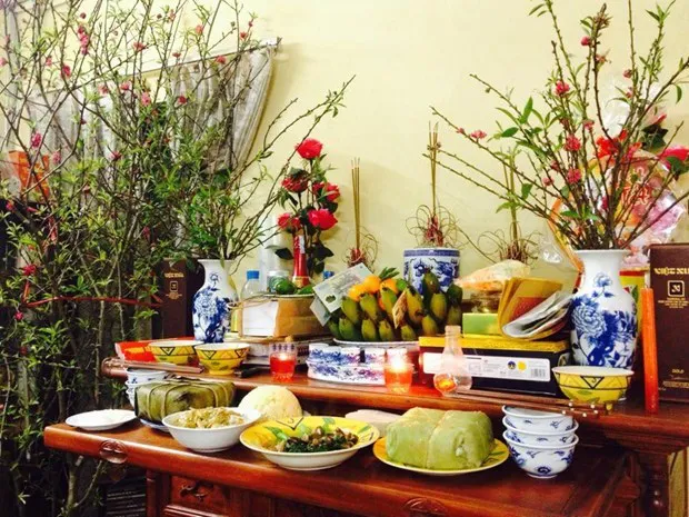Altar of a family on Tet holiday (Photo: VNA)