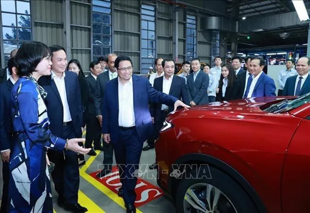 PM Pham Minh Chinh at Ford Vietnam factory (Photo: VNA)