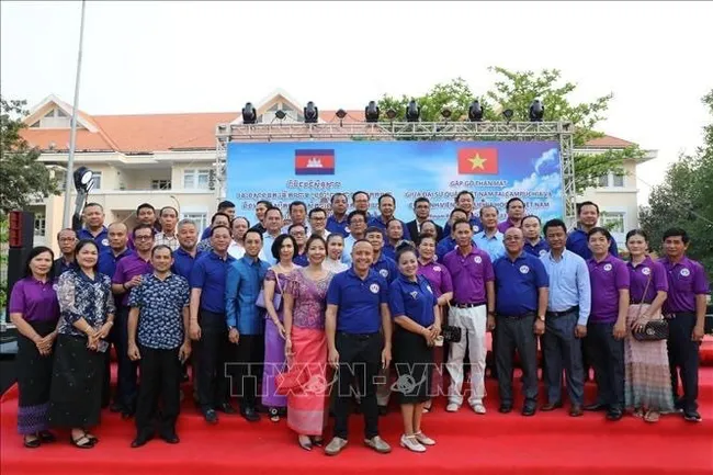 Participants at the get-together (Photo: VNA)