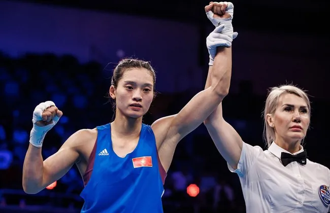 Nguyen Thi Tam beats Spanish rival Laura Fuertes 5-0 to advance to the World Championship’s semifinals. (Photo: VNA)