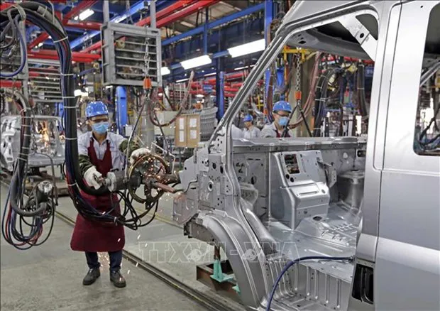 Production of passenger cars at Ford Hai Duong automobile assembly plant (Photo: VNA)
