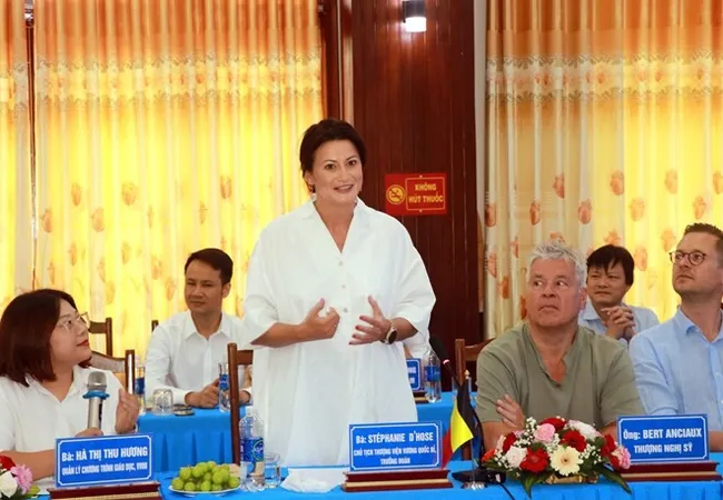 President of the Belgian Senate Stéphanie D'Hose speaks at a working session with Quang Tri province's leaders. (Photo: VNA)