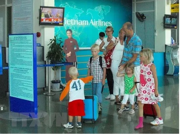 Russian tourists at Phu Quoc airport (Photo: VNA)