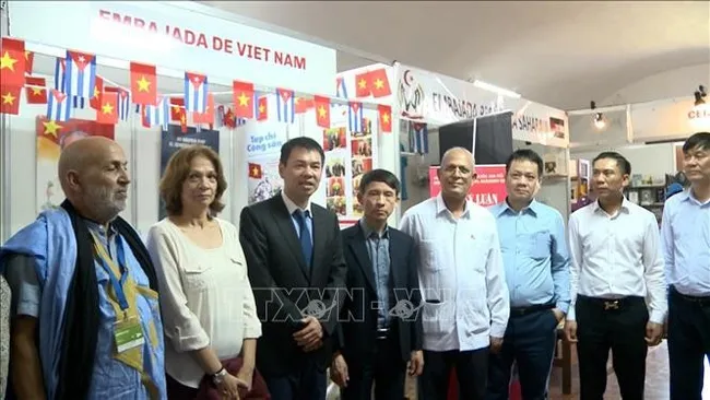 The Vietnamese pavilion at the 32nd Havana International Book Fair (Photo: VNA)