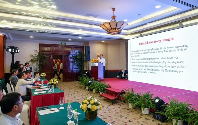 At a session in the National Press Forum (Photo: NDO)