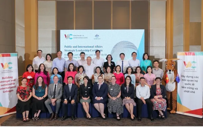 Participants at the graduation ceremony.