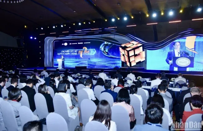 Prime Minister Pham Minh Chinh speaks at the event.