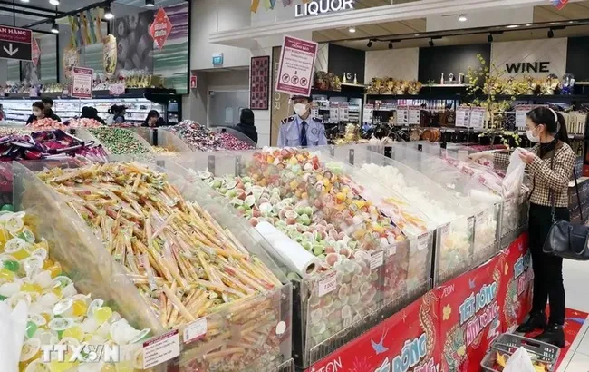 May consumer price index rises by 0.05% against April (Photo: VNA)