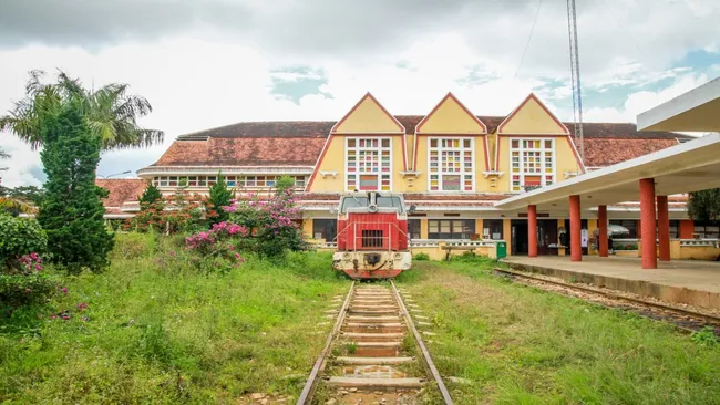 Da Lat station is the hub of the roughly 84-km Phan Rang–Da Lat railway (Photo: VNA)