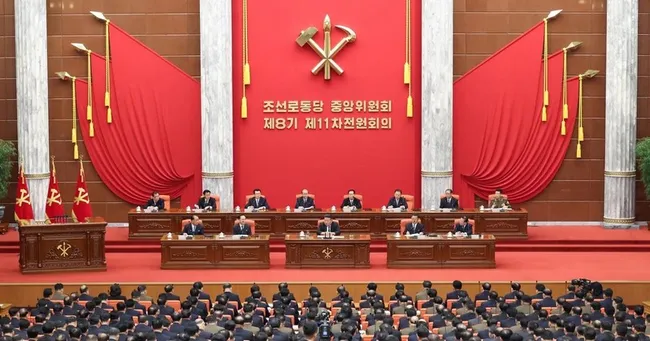 At the Enlarged Meeting of the Eleventh Plenary Meeting of the Eighth Central Committee of the Workers' Party of Korea (WPK) held in Pyongyang from December 23 to 27. (Photo: VNA)