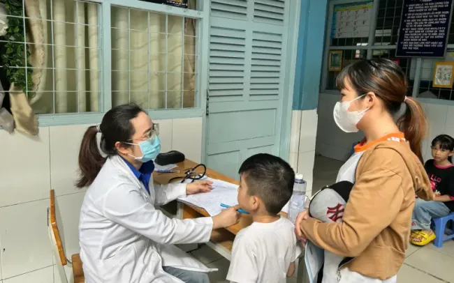 TP Hồ Chí Minh: 6 điểm tiêm vaccine phòng sởi trong ngày 4/3