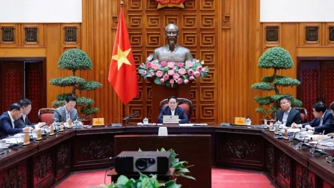 Prime Minister Pham Minh Chinh chairs a meeting on preparations for the 2027 APEC Economic Leaders’ Week in Hanoi on March 3. (Photo: NDO)
