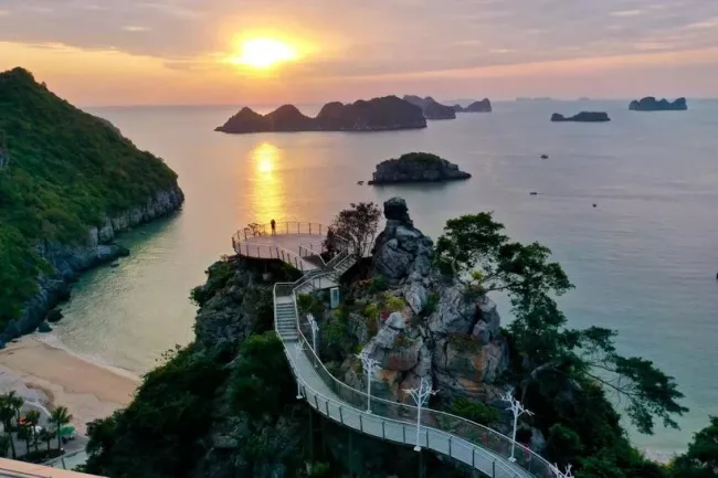 Riot Studios recently chose Cat Ba archipelago in the port city of Hai Phong as a key filming location for its latest project. (Photo: VNA)