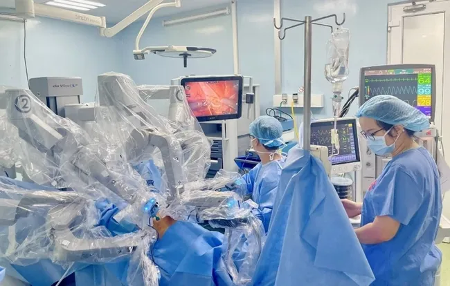 Binh Dan Hospital has become a robotic surgery training centre for the ASEAN region. (Photo: Binh Dan Hospital)
