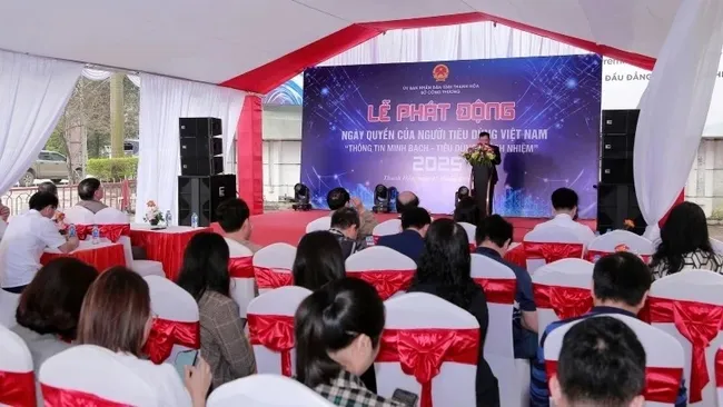 An overview of the launching ceremony.