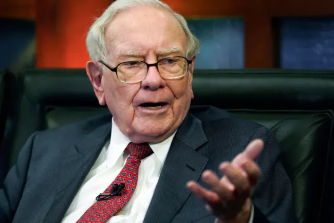 Tỷ phú Warren Buffett khép lại 6 thập kỷ điều hành đầy ấn tượng