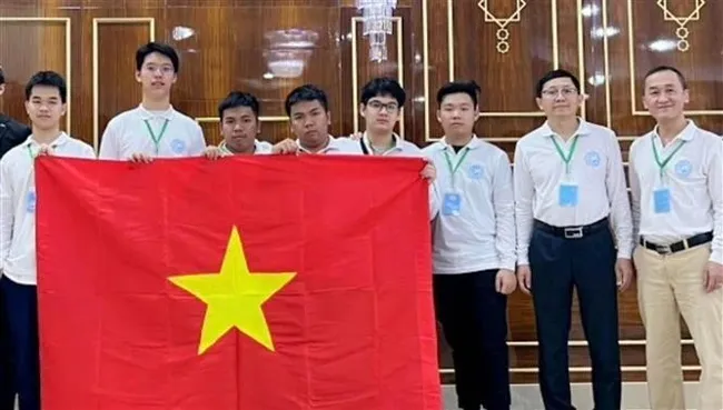 Vietnamese students win golds at the 2nd International Mathematical Olympiad for High School Students in Turkmenistan. (Photo: VNA)