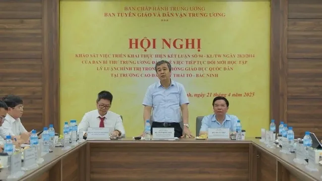 Ngo Dong Hai, PCC member, Deputy Head of the PCC Commission for Communication, Education and Mass Mobilisation, speaking at the event.