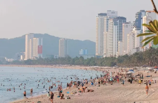 A beach in Nha Trang city, Khanh Hoa province (Photo: VNA)