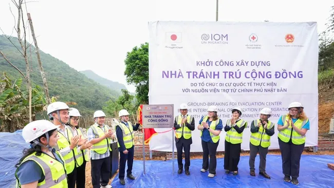 Groundbreaking ceremony for the construction of the community shelter implemented by IOM with funding from the Government of Japan. (Photo: IOM)
