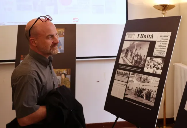 A visitor to the photo exhibition 
