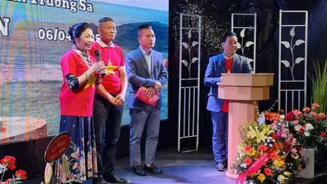 President of the Truong Sa Club Bui Thu Minh speaks at the event. (Photo: VNA)