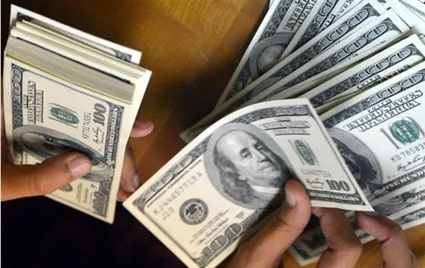 Đồng USD lên giá 4 tuần liên tiếp
