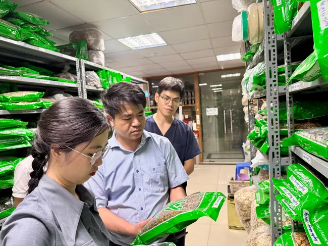 Bộ Y tế thành lập 15 tổ kiểm tra, mở cao điểm xử lý buôn lậu, hàng giả trong lĩnh vực y tế