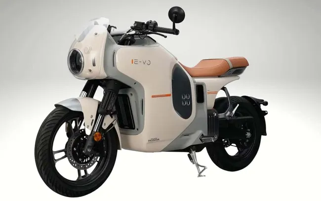 Honda lựa chọn đi ngược xu thế trên thị trường xe máy điện