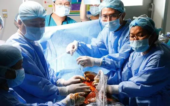 Nhân viên y tế sắp được hưởng phụ cấp ưu đãi nghề đến 70%?