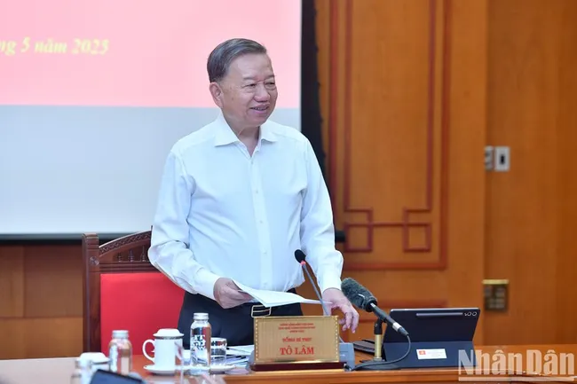 Party General Secretary To Lam chairs the meeting of the standing board of the Central Steering Committee for the Development of Science, Technology, Innovation, and Digital Transformation in Ha Noi on May 29. (Photo: nhandan.vn)