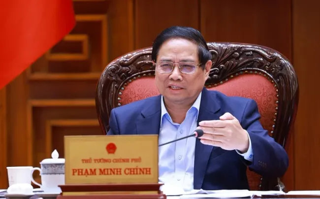 Prime Minister Pham Minh Chinh calls for breakthrough policies for Vietnam's international financial centre. (Photo: VNA)