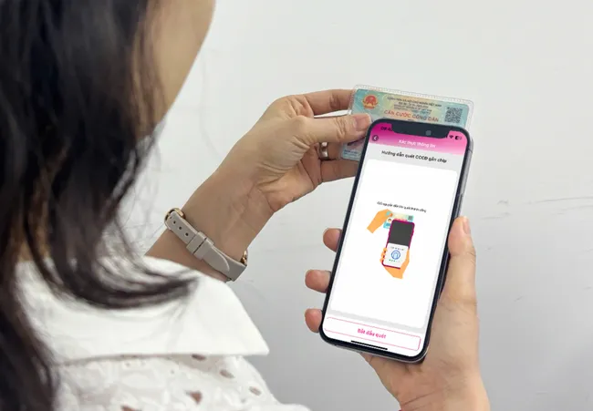 Sẽ đóng những tài khoản ngân hàng chưa xác thực sinh trắc học