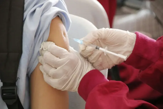 Trung Quốc phê duyệt vaccine ngừa 9 chủng virus HPV tự sản xuất